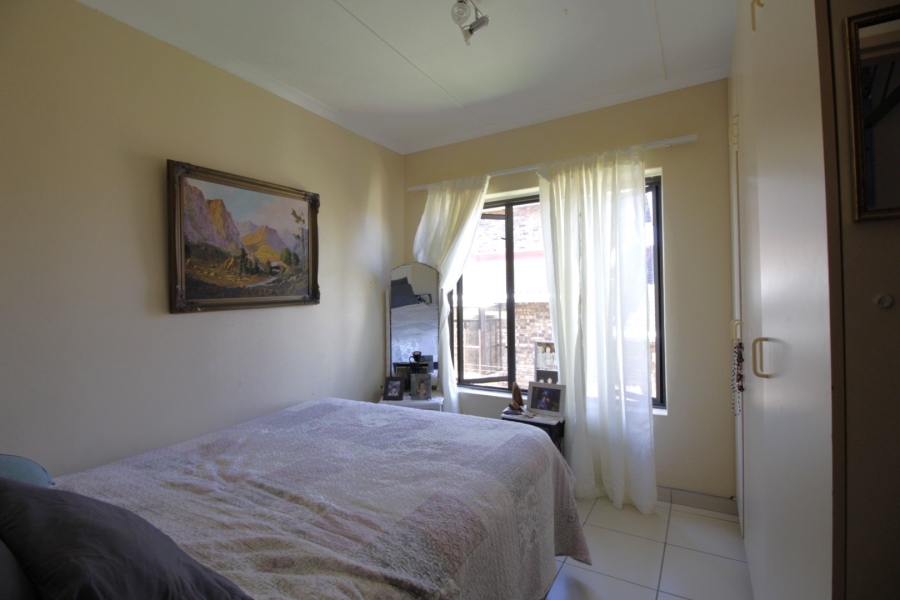 4 Bedroom Property for Sale in Wavecrest Eastern Cape